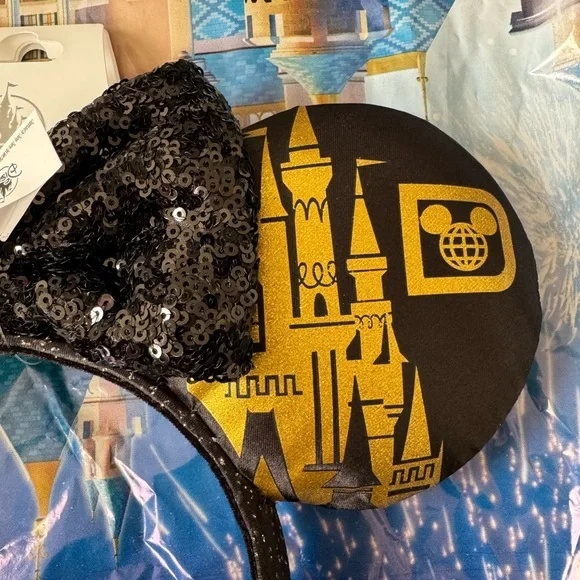 SOLD - Disney Parks Black And Gold Cinderella’s Castle Minnie Ears Headband (OS) - Picture 2 of 13